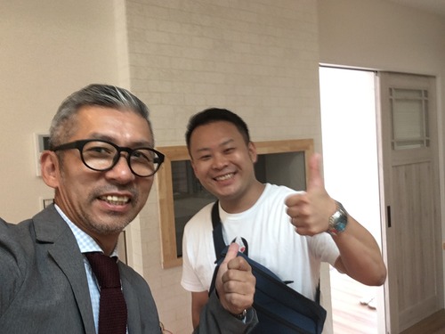 D8425621-6FAC-45EF-A0B1-7255D889D14C