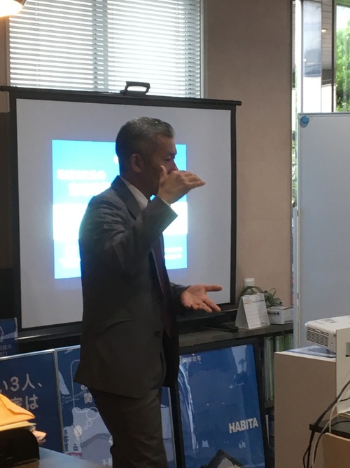 4CBDFEA2-3ABE-4A64-9A3E-D37C5A8376BF