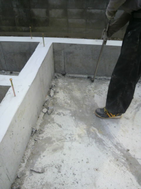 2010101611030000