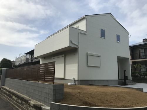 4B9D3EC5-829C-4F2C-89F1-0550D38AA204