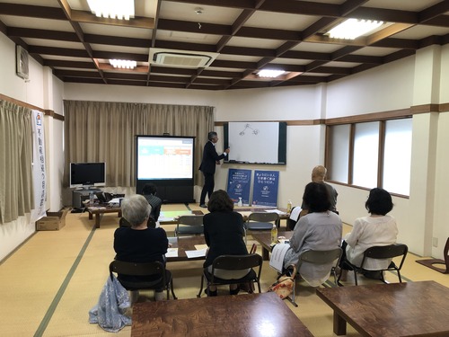 3FCEC587-474B-4FEF-A429-7A6B403BF4E0