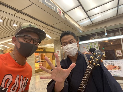 0EFFB21F-43A0-4379-902F-0FD6D0010AF6