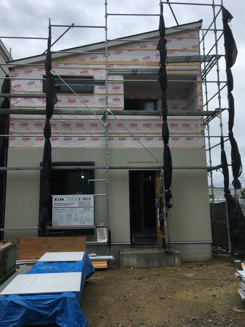 46B83E13-8D7D-4161-B524-BDD9AA90A272