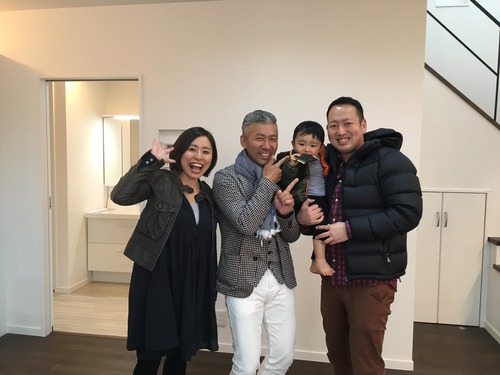 2CD62AE7-D5D0-4A68-B615-E082A1B906F2