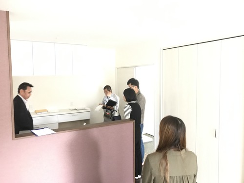 AF7BD358-B936-4D2C-9A3C-D803E835C013