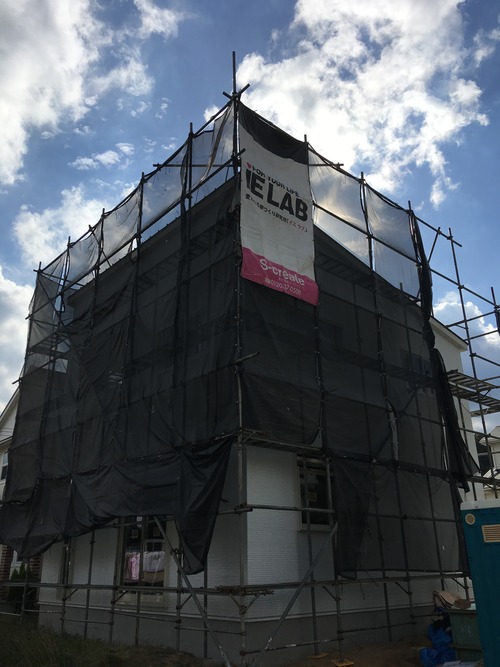 CEFF14C7-6E02-4661-83EE-08B90C12F70B