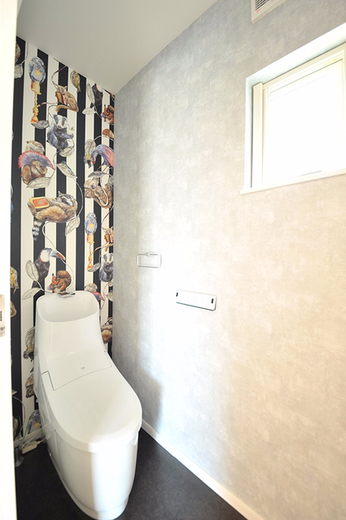 09DAFF2F-2416-42CD-B9B7-CFE2C32A0133