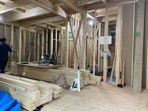 00F12AE0-0ACE-416D-8A7F-7F3596E5D1FE