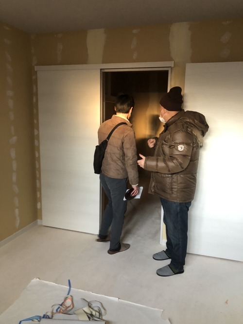 19FB5201-7BEA-451E-8C36-A5AF261B4D4E