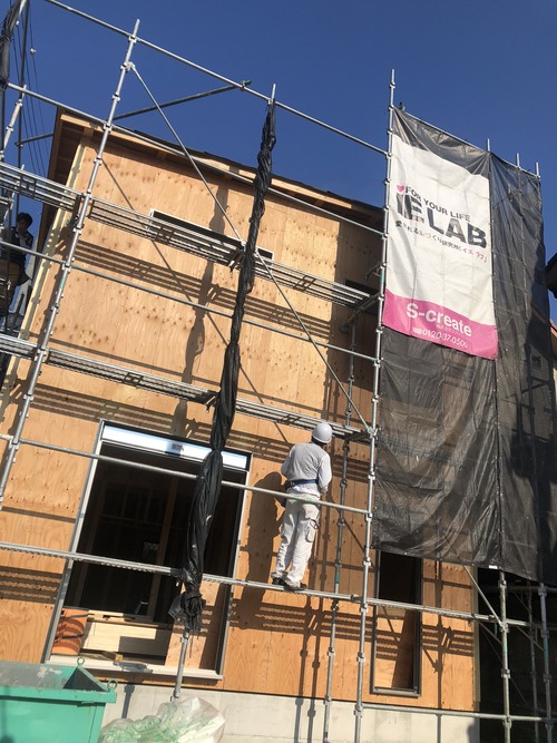 24A3D9BC-71B3-438B-93B7-3E61F6A33255