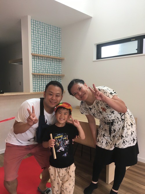 2A17CF04-6F61-465E-9BEA-F72DFA219EAD