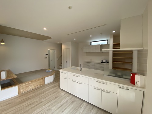 26520C74-3B16-4B34-9BB1-9C607EA8A9C4