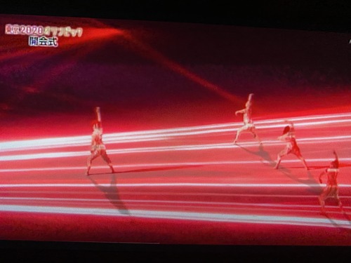 46CC3EE0-5B15-4BB8-BA0A-3EEF880DBB03