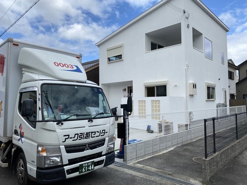 3323F492-10DE-4758-8072-AB3CB08D8DA5