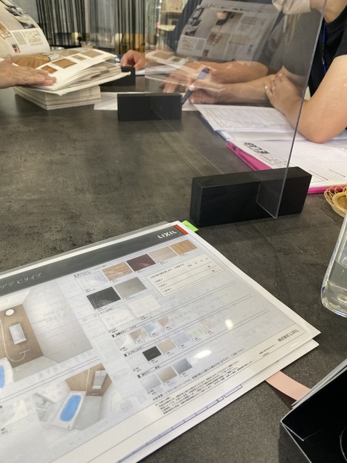 CB3E66C5-1ED3-4B25-B64A-C762A4999F5D