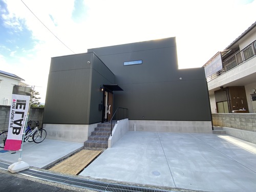 7C4E07ED-0788-4744-B3D6-A378644C7223