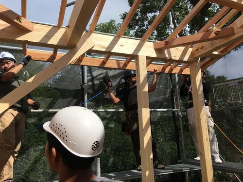 99E3681F-20BD-40A8-B280-B24B3ACFB72C