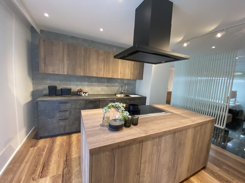 F30586D3-1158-42A8-9FAE-DB0F0BD4AC2B