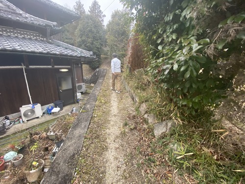 9DDAE909-69ED-4A52-BA86-F08A3EDF0C31