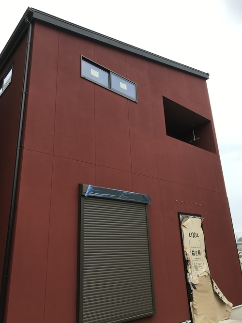 719FB3DF-6E92-4E27-99AB-1324A74CBEBA