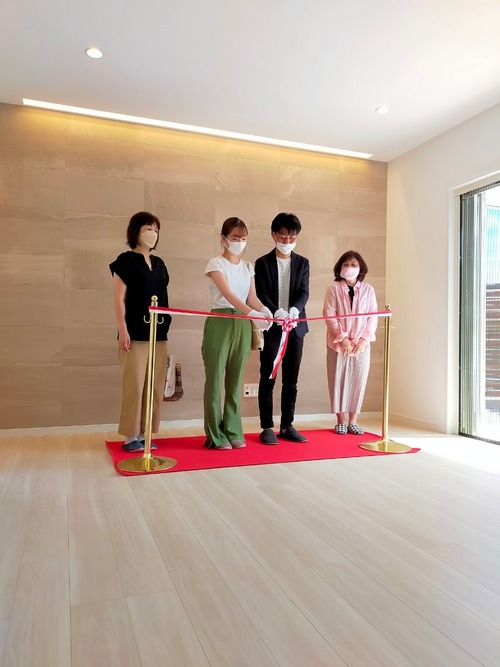 001548D0-3B13-4BB3-92DA-6ECFA4BB4263