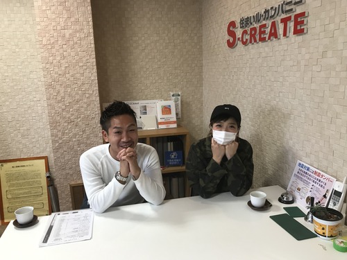 2CB9B760-3911-4875-9660-45AA7B1A7B9D