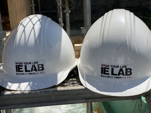 67ACA305-2C65-4CB1-9417-06575B93B363