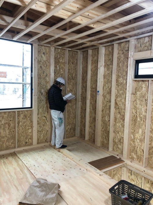 5D1D4496-6D04-4B9F-8E47-457507A33373