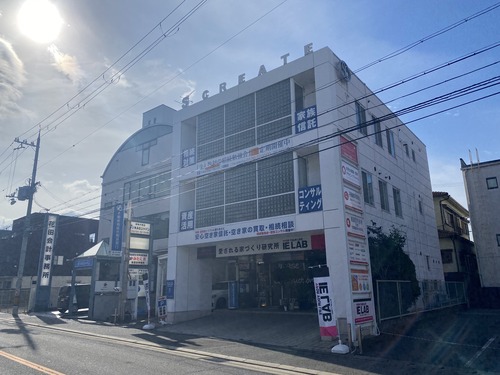 61FA47B4-D0F3-4A39-B066-7E69B2C1C913