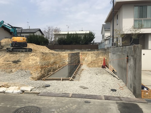 C3B79C40-4FD0-45D7-89DD-B30F33EAC1A9