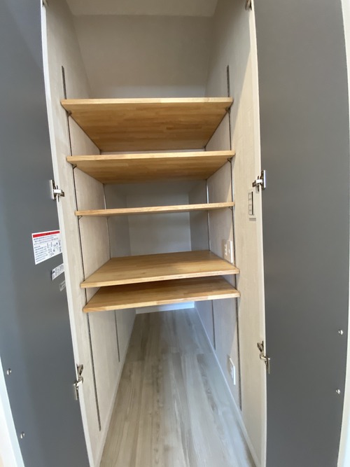 A53DF583-BFD9-4B4E-B53D-1350795B0E75