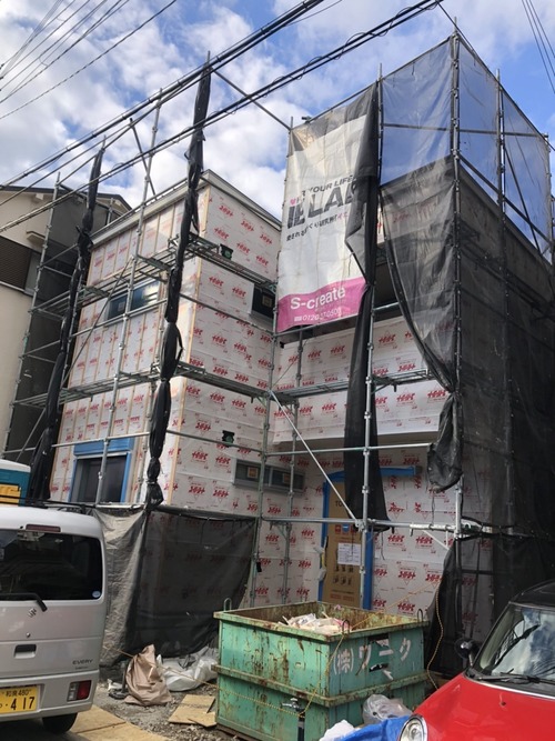 9B8044EA-BEA2-4F3E-A62B-AC0A5986DD10