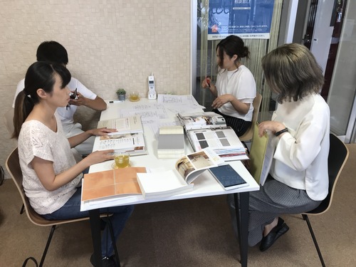 6B22D710-1067-47BE-9133-8743448CB1C4