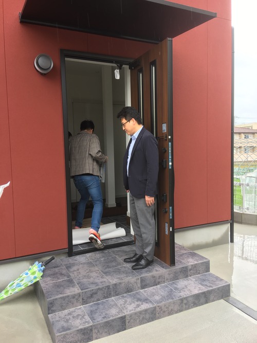 AE38FCCB-5EC9-4021-AA0D-859EF4FF5A03