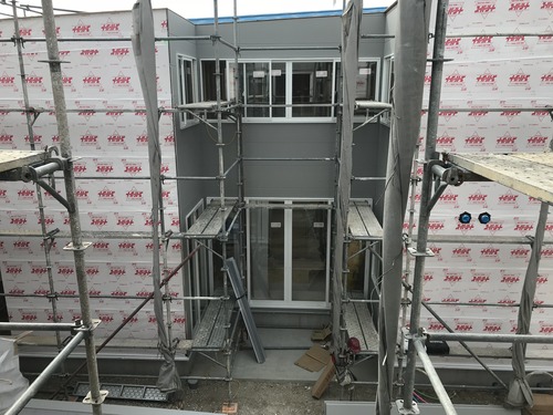 E9CFDF14-0783-4FFF-B7C1-5A08935585E8