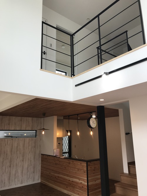 07BBBBF7-EECD-42EB-9E04-4EFE170E3930