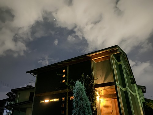 80F2F4D1-7B89-465F-8F98-1712C4D04651