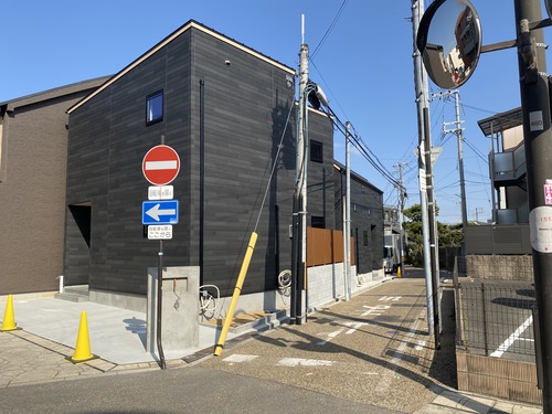 97F719D7-E64A-4874-A424-EFCE9C1EC9A4