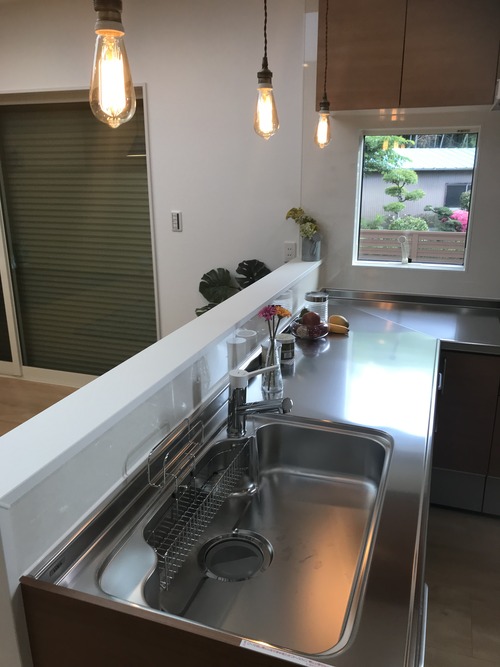 B84445C7-4A25-4CD5-9BF9-CF8204A4CB02