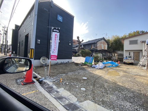 EF51951A-898D-48BE-B253-27D01B240F80