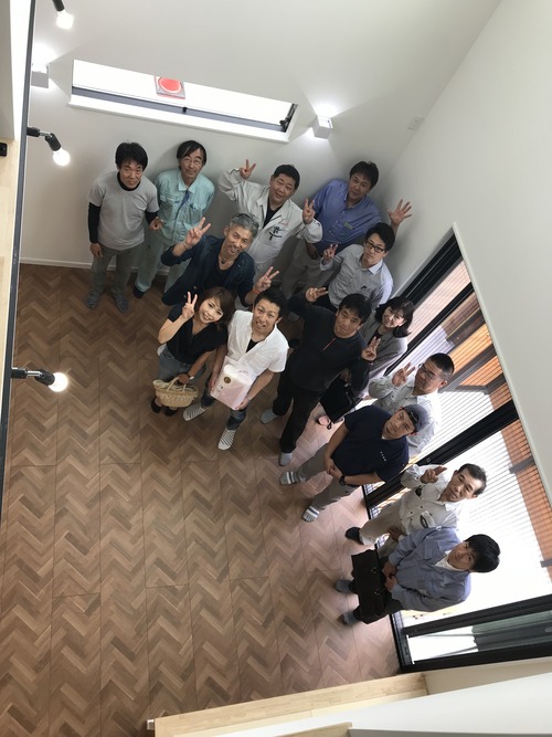 77B0699C-9638-46E8-A1AE-EC3E118D6D06