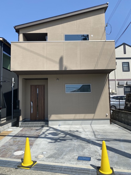 DC3A416A-CFF6-4948-94FE-3FC8D104FFCB