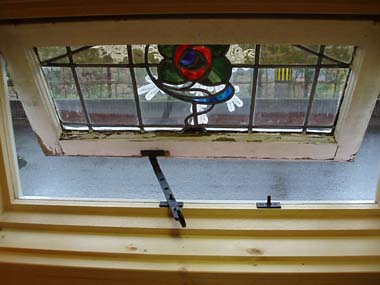 n61107-2.jpg