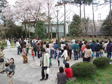 n70414-3.jpg