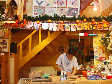 n70928-18.jpg