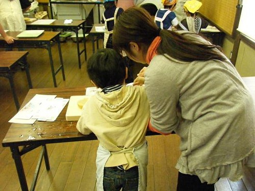 親子お菓子教室 069