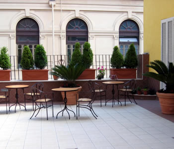 image_services_general_terrace_3.jpg