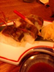 10-14-oi-sanma-sushi2.jpg