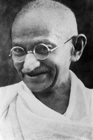 800px-Portrait_Gandhi