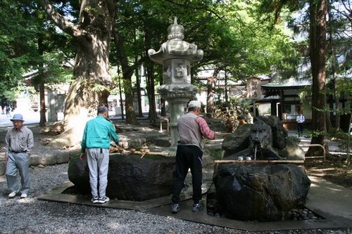 IMG_2585 下諏訪秋宮 温泉の手洗い